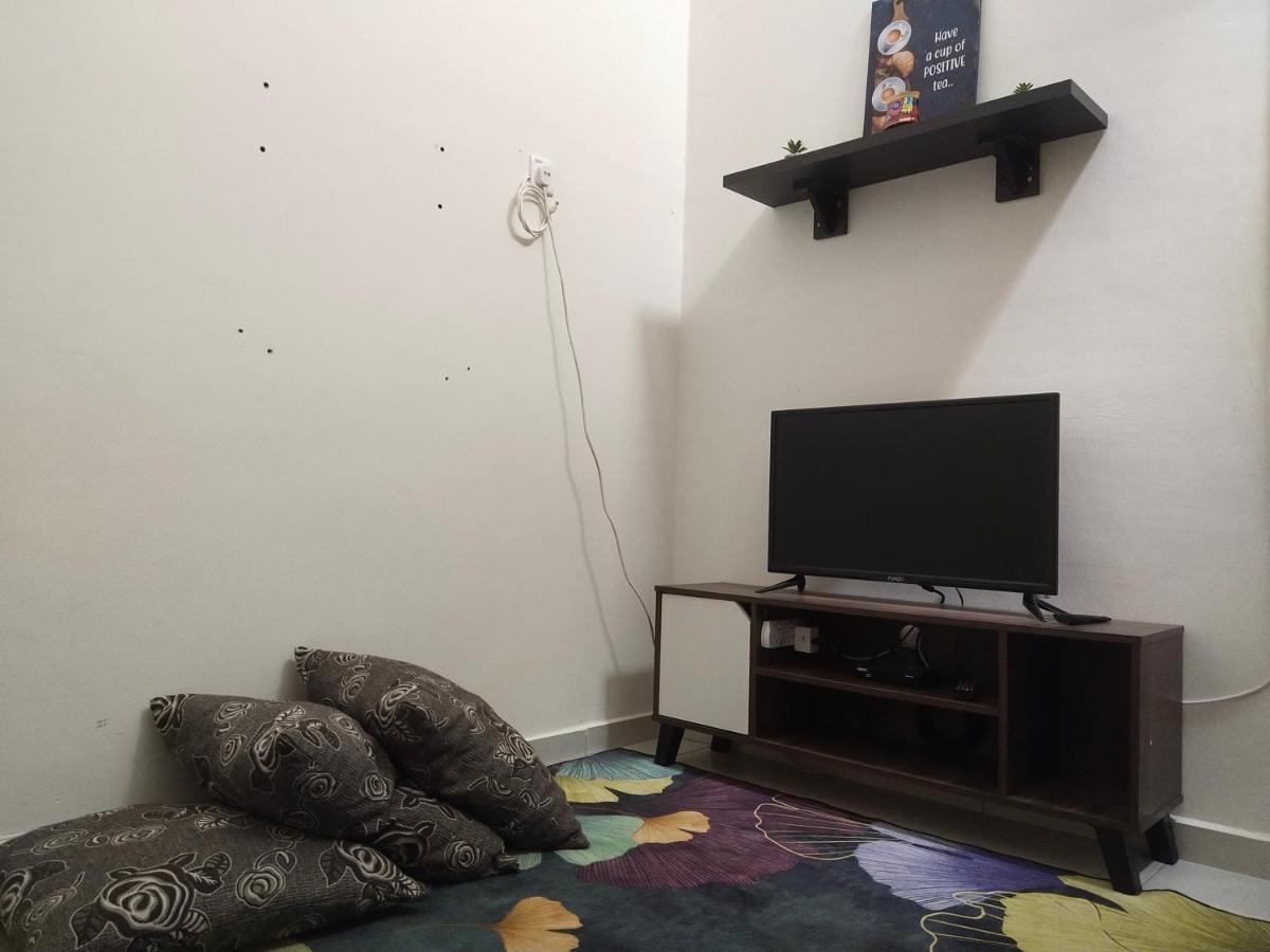 Axaida Homestay Parit Jawa Bakar Parit Zewnętrze zdjęcie