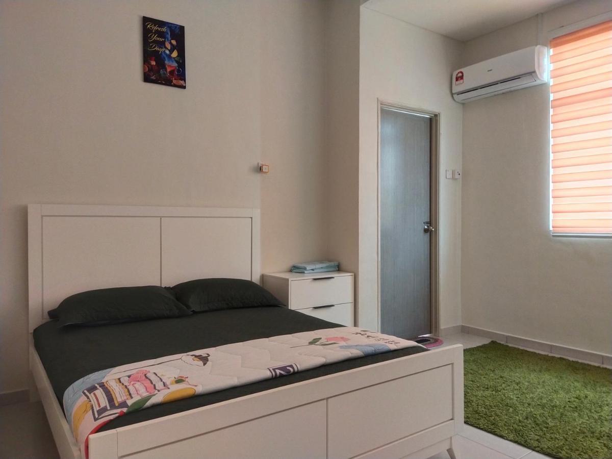 Axaida Homestay Parit Jawa Bakar Parit Zewnętrze zdjęcie