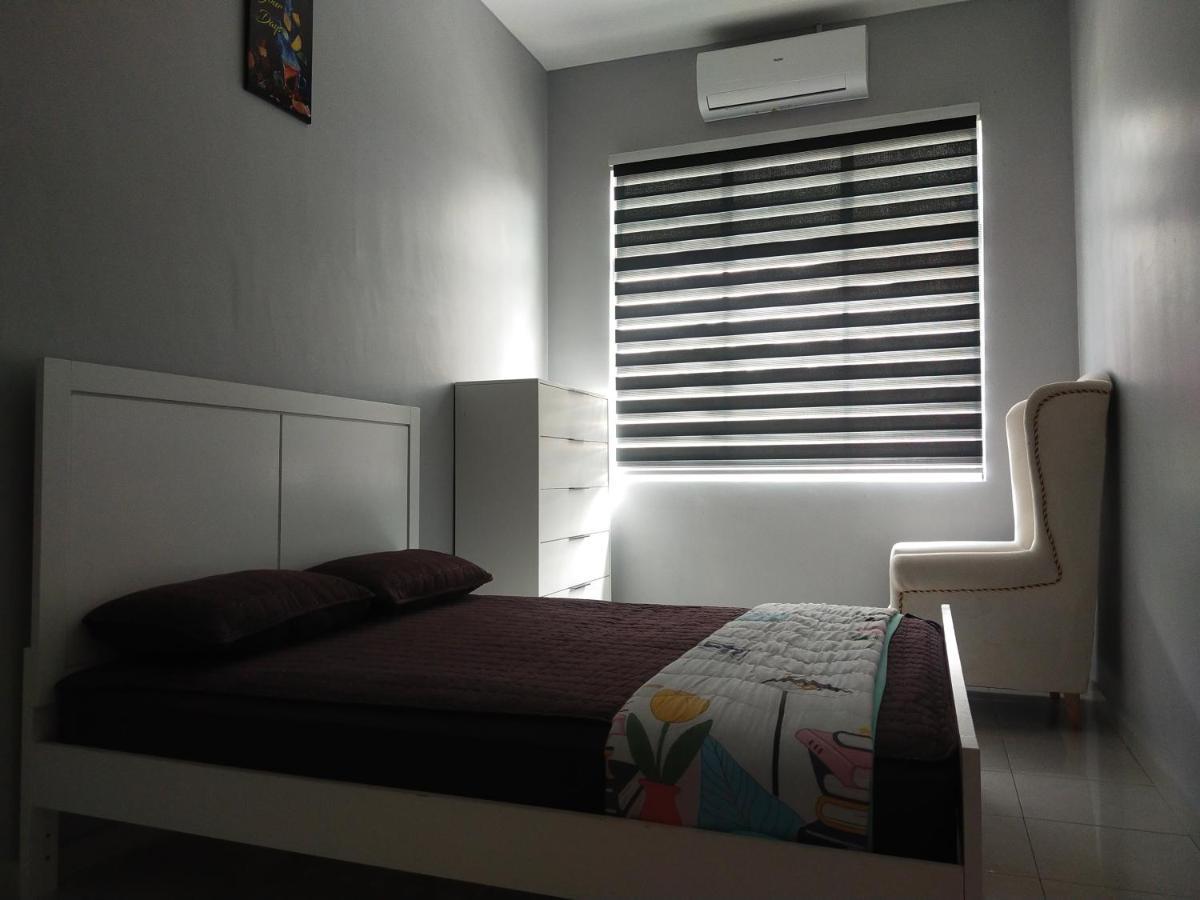 Axaida Homestay Parit Jawa Bakar Parit Zewnętrze zdjęcie